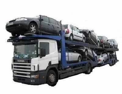 Автовоз с легковыми автомобилями